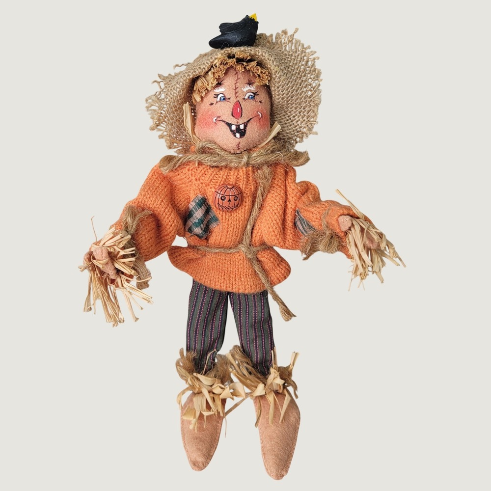 Annalee 2007 Scarecrow Doll 10" Fall Harvest Halloween Decor Crow Orange Knit